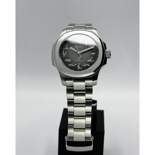 Custom Seiko Mod • Grey Fade Kamasutra Silver Nautilus • 40mm